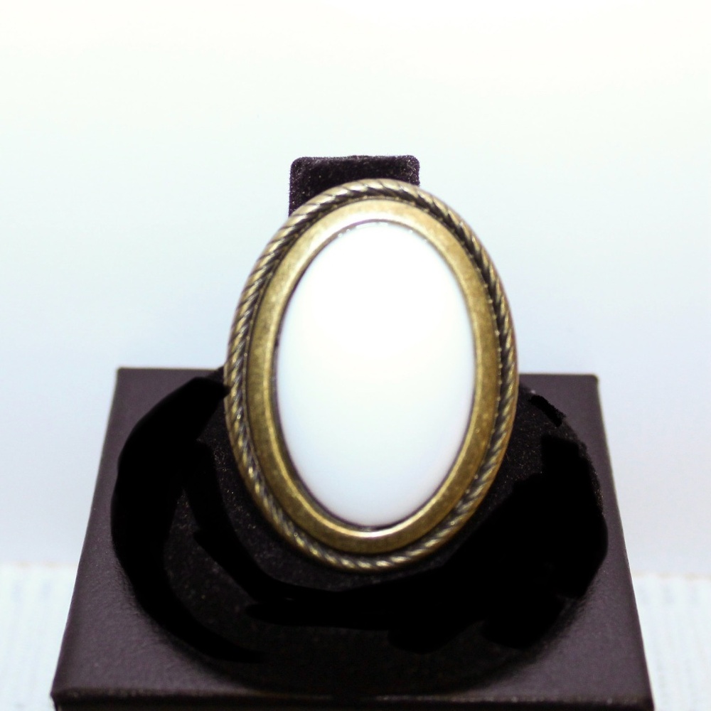 Ring Large Center Oval White Cabochon Brass Color Setting Size 9